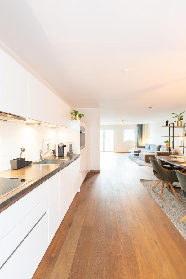-Zentrale Wohnung-Balkon-Desingerkueche- Bielefeld Esterno foto
